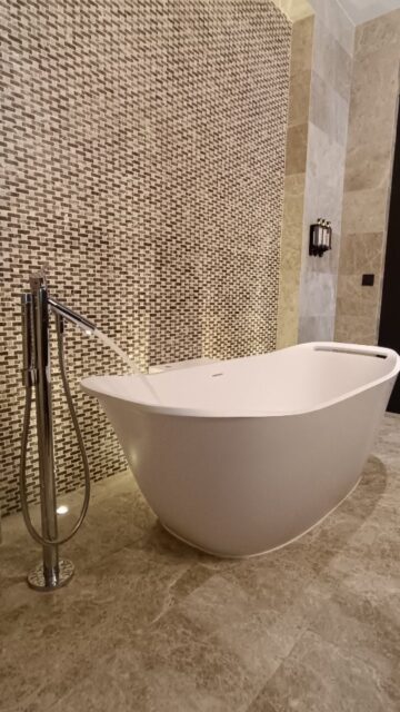 Instalación de bañera de hidromasaje de @hidroboxbyabsara en hotel @eurostarstorresevilla

Puedes visitarnos en www.multinergia.es y conocer todos nuestros servicios 

#hidromasaje #hidro #spa #hotel #sevilla #fontanero #baño #jacuzzi #fontaneria